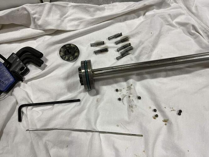 Verado Hydraulic Cylinder Repair 16.jpg
