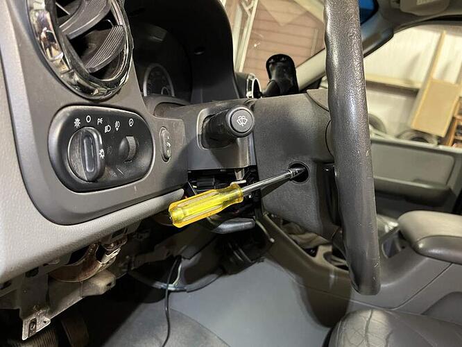 Airbag Bolt Angle.jpg